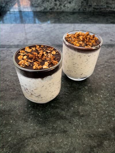 Mini vasitos de helado de stracciatella realfood